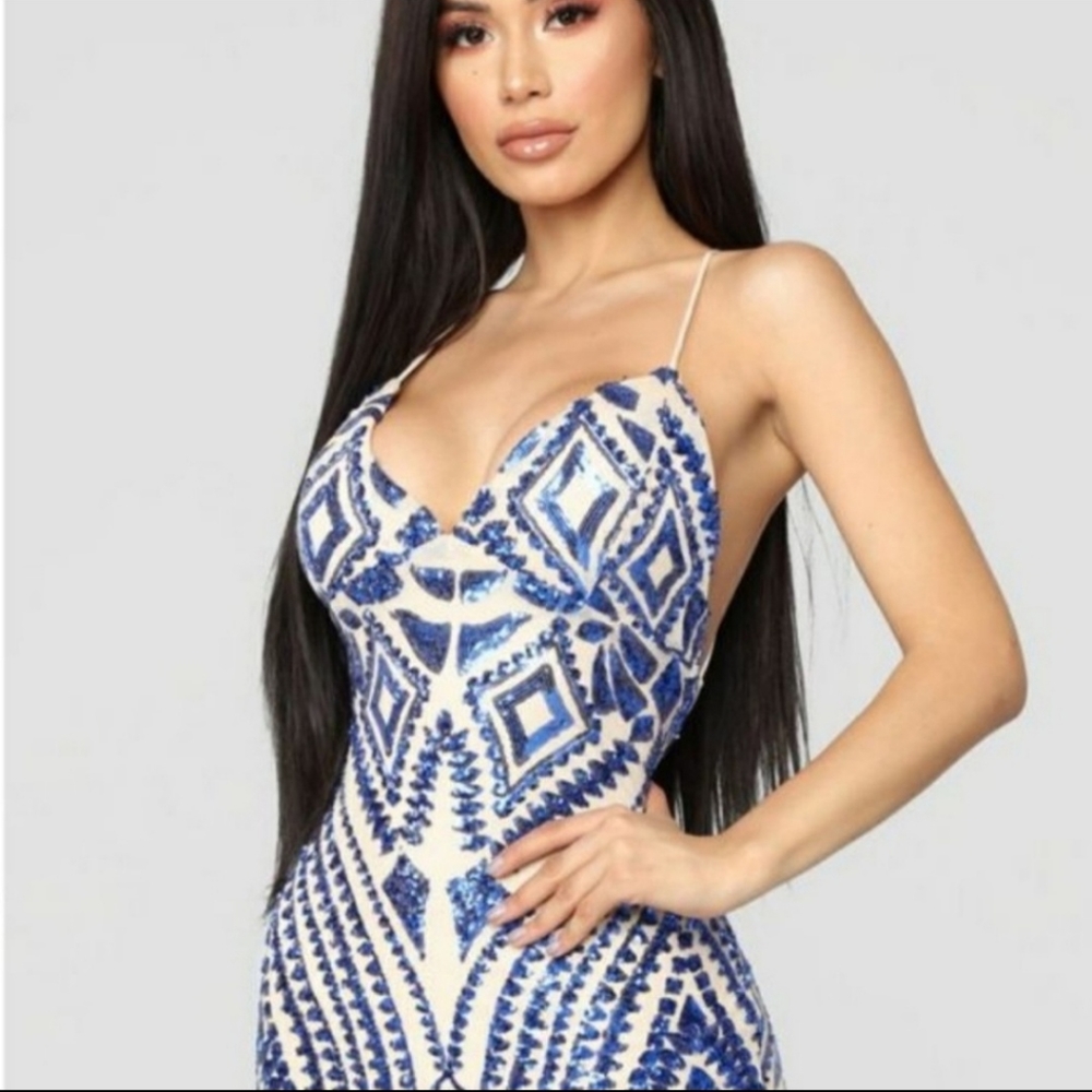 Beautiful Blue/Cream nude color dress